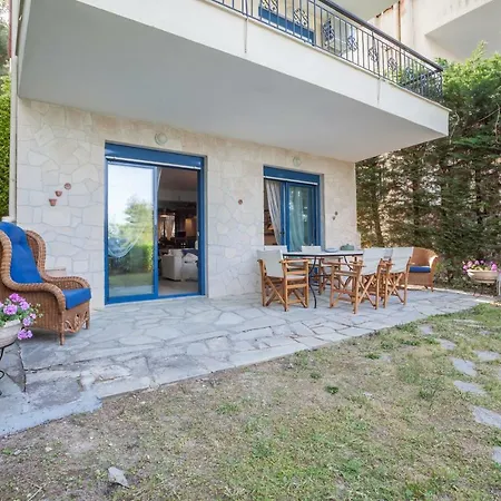 Villa Beach Close *